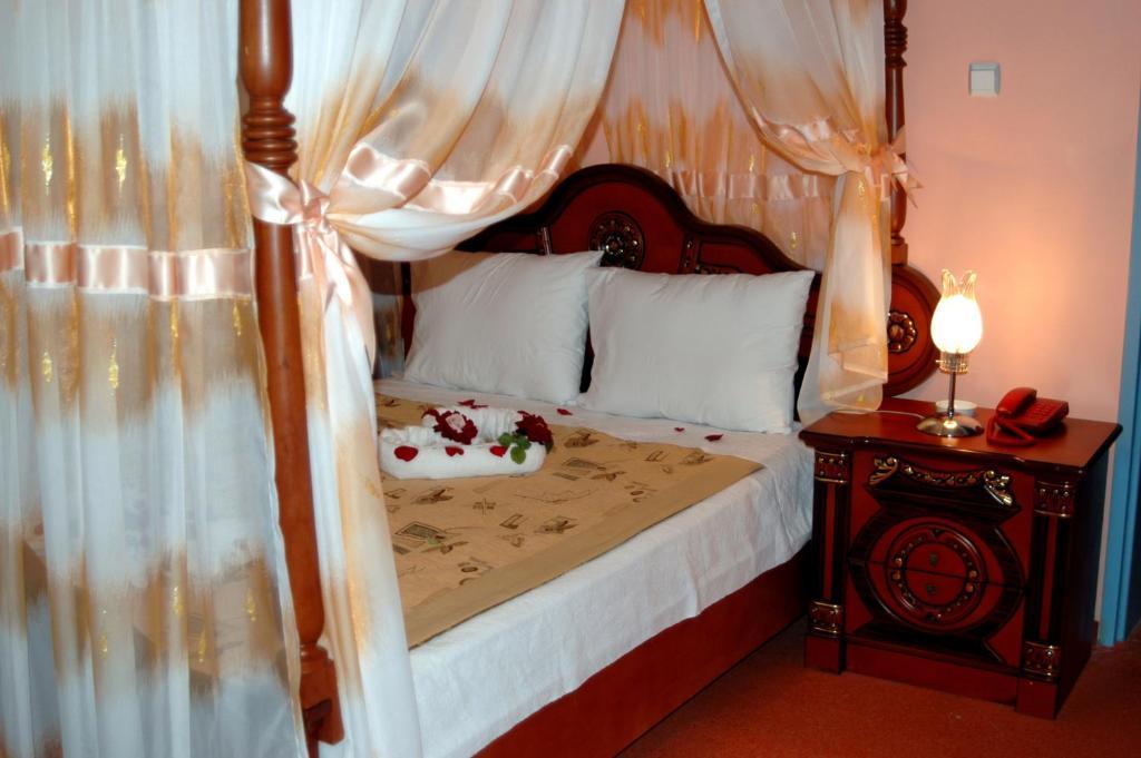 Bato Thermal Hotel Batman Room photo