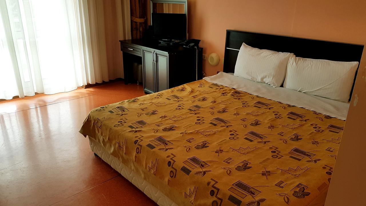 Bato Thermal Hotel Batman Exterior photo
